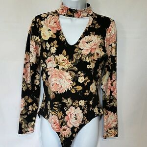 a'gaci Pink and Black Long Sleeve Cut Out Bodysuit